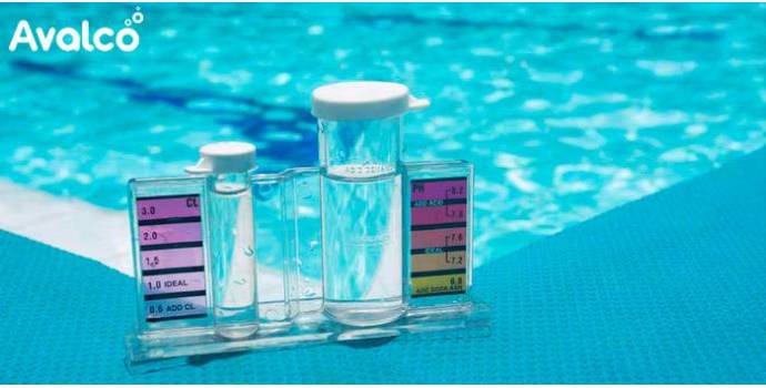 ¿Cómo bajar el pH de la piscina?